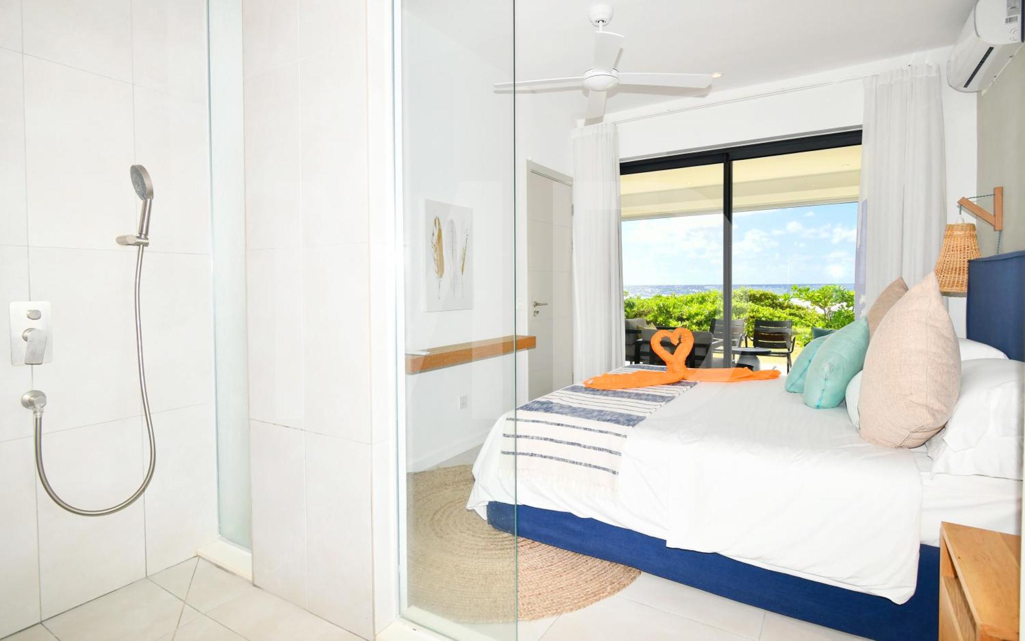 White&blue Beachfront Luxury